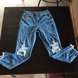 Distressed American Eagle Mom Jeans Size 2